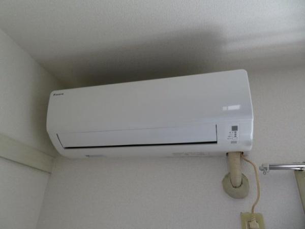 コマンスマン2　洋室　エアコン