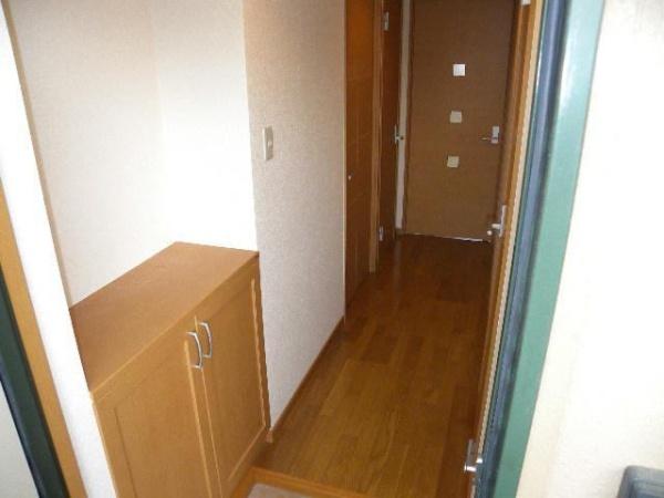 グラシュー瀬頭　玄関　