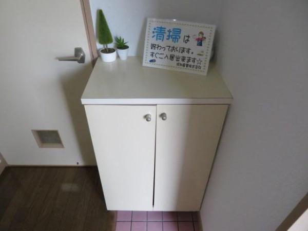 フルータ　玄関　