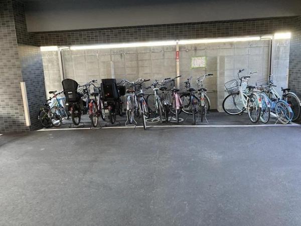 Asteria祇園　駐車場　