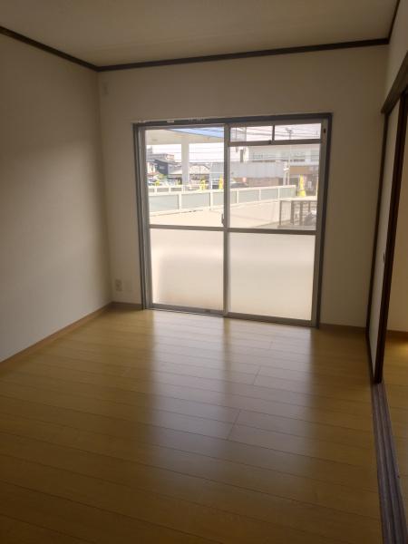 長友マンション　洋室　