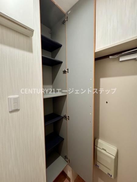 　玄関　シューズボックス