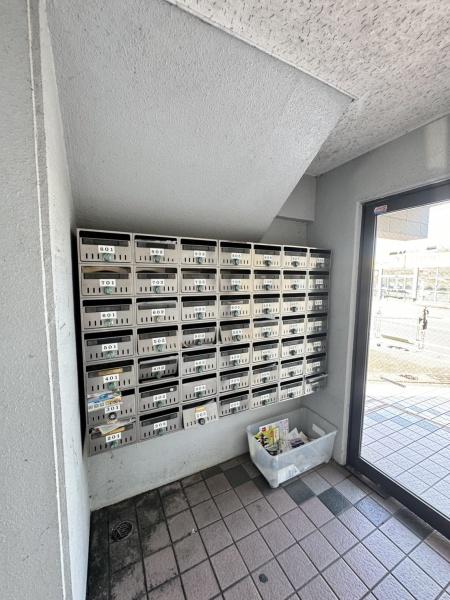 ロワイヤルヒルズ壱番館　その他共用部分　集合ポスト