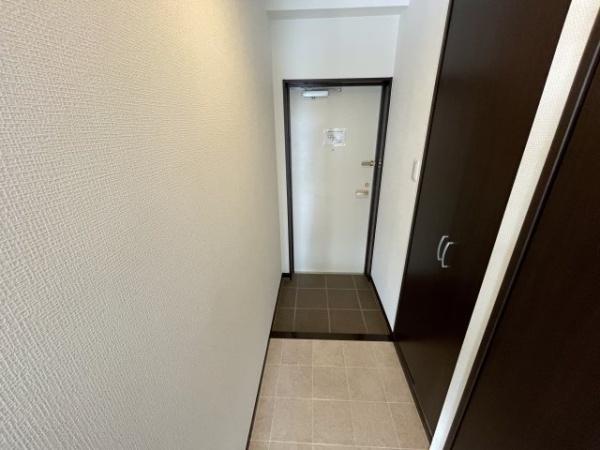 リヴィエールトピカ　玄関　