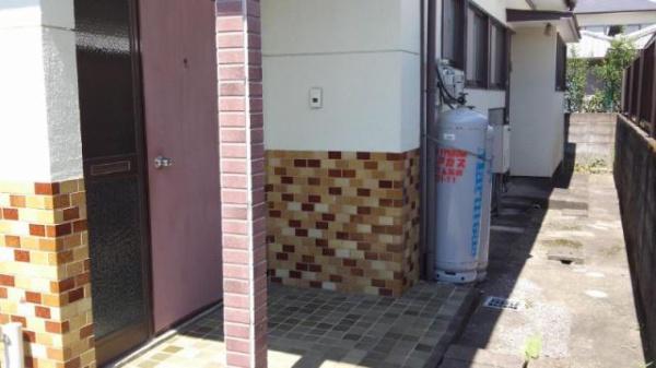 　玄関　
