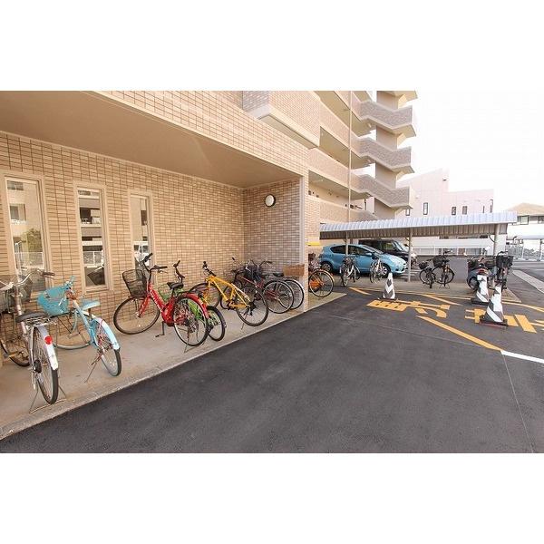 シャルム和知川原　駐車場　