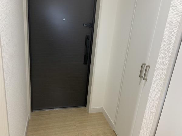 　玄関　