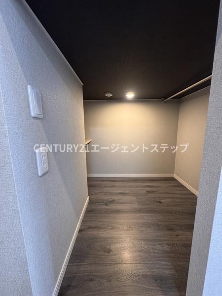 　収納　ウォークインクローゼット