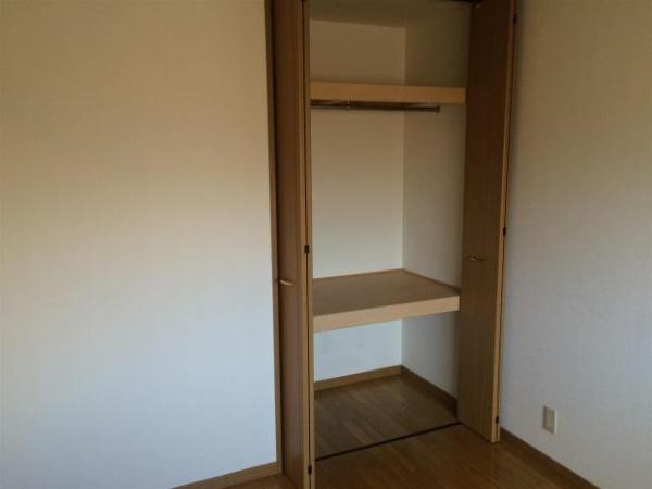ピアネットさくら　収納　