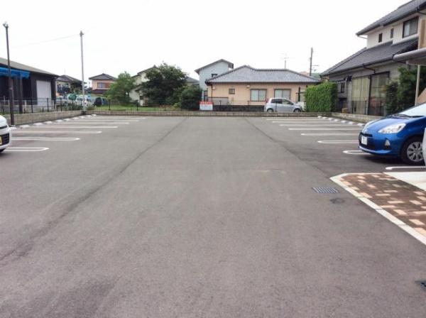 イル・ソーレ１　駐車場　