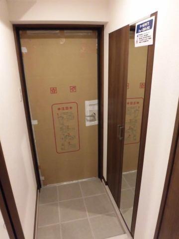 　玄関　