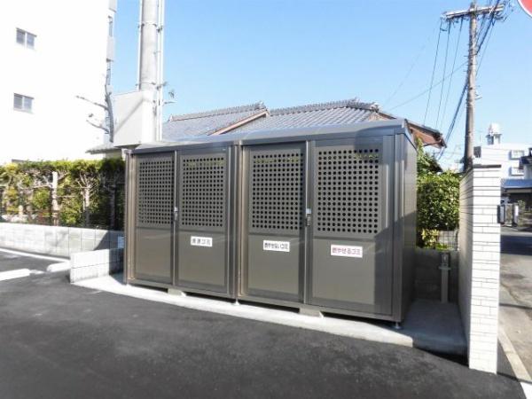 　その他共用部分　ゴミ置き場