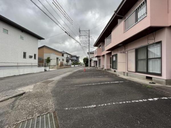 さくらコーポ　駐車場　