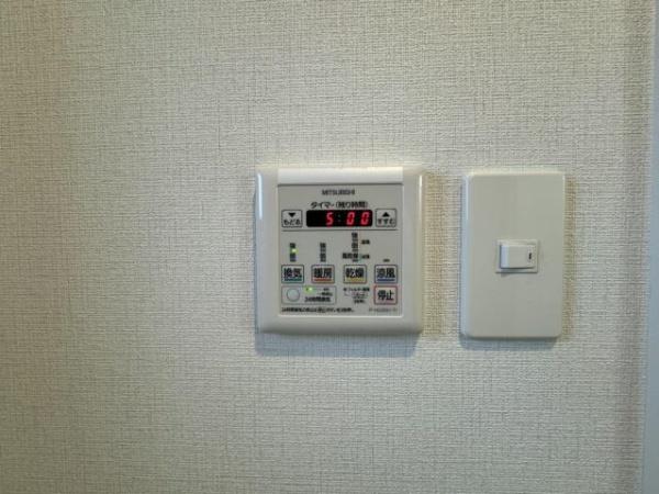　バス　