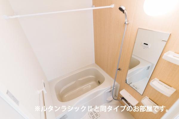 　バス　