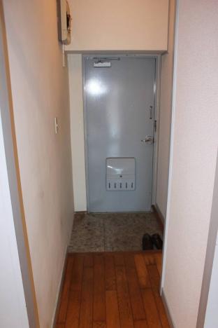 第6シャトーモリオカ　玄関　