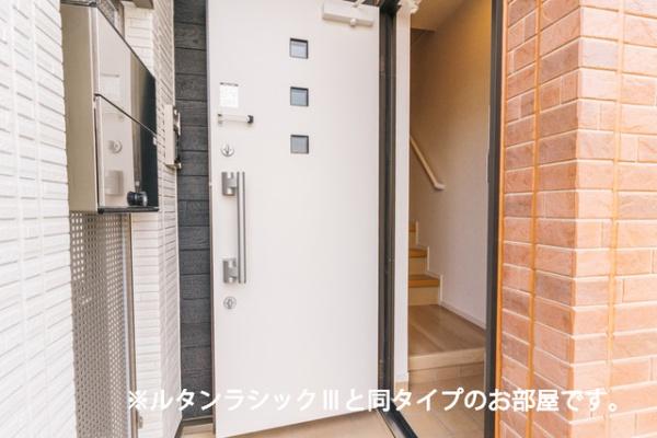 　玄関　