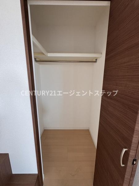 　収納　ウォークインクローゼット