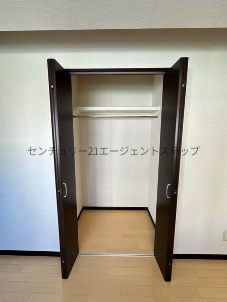 　収納　クローゼット（北側洋室）