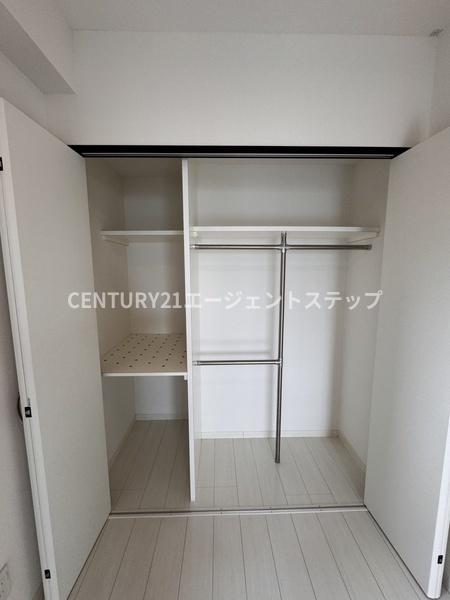 　収納　ウォークスルークローゼット