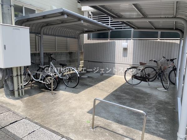 アルテマイスター谷川２　駐車場　
