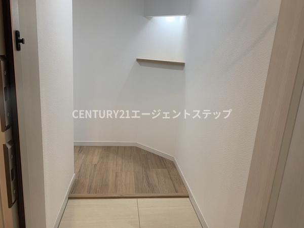アルテマイスターリノ　玄関　