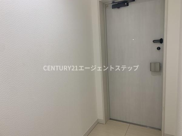 アルテマイスターリノ　玄関　