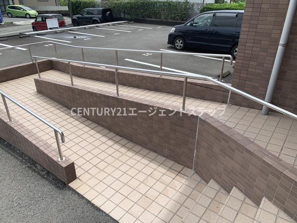 　エントランス　