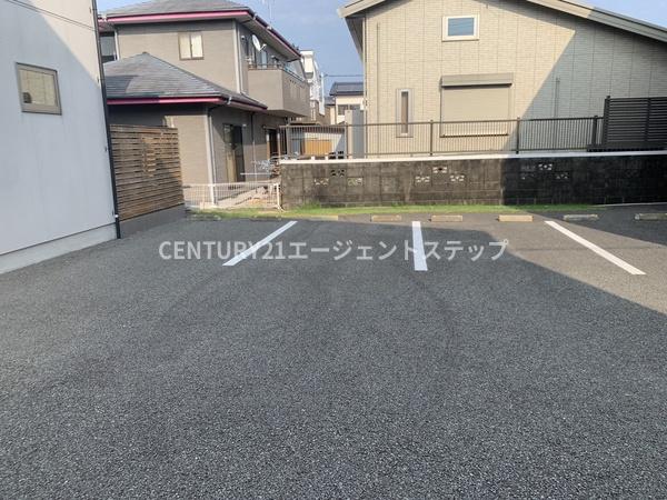 グラシア　駐車場　