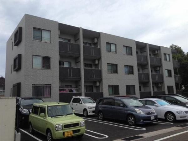 グランツキャビン　駐車場　