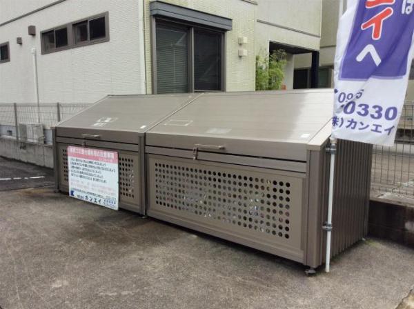 コンフォート桜　エントランス　ゴミ置き場