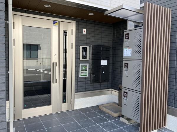 　エントランス　