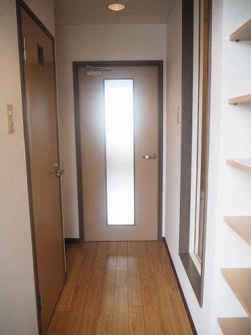 　玄関　