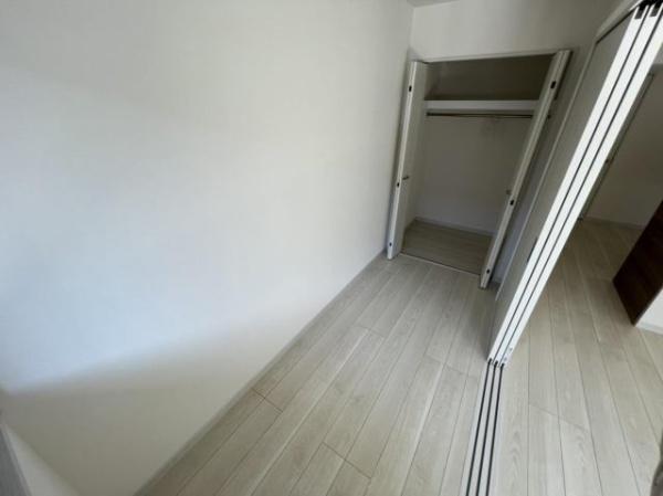 アーベイン堀川　洋室　