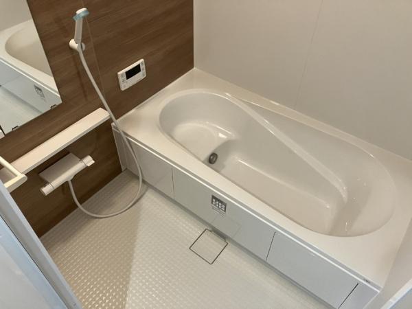 　バス　