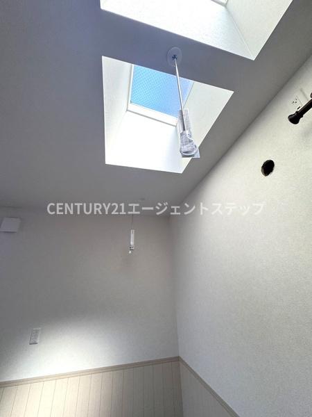 神宮カーサ　その他内観　室内物干し