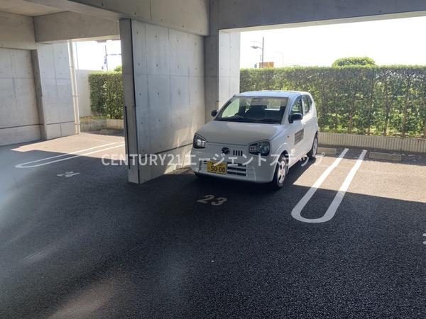 　駐車場　