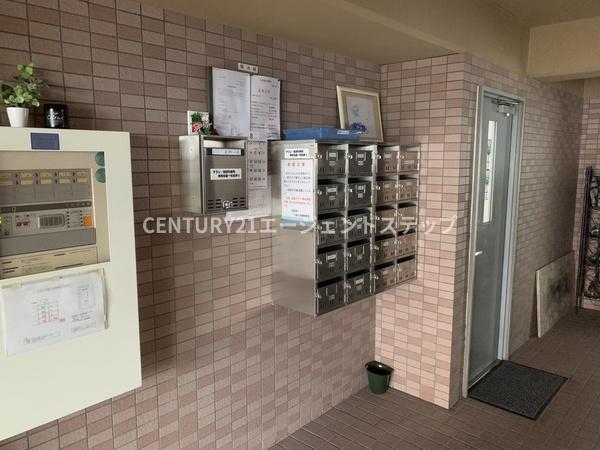 リベラ堀川　エントランス　
