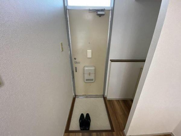 　玄関　