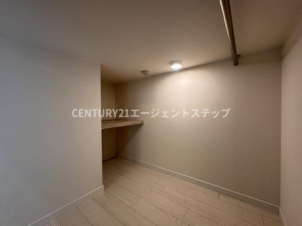 　収納　ウォークインクローゼット