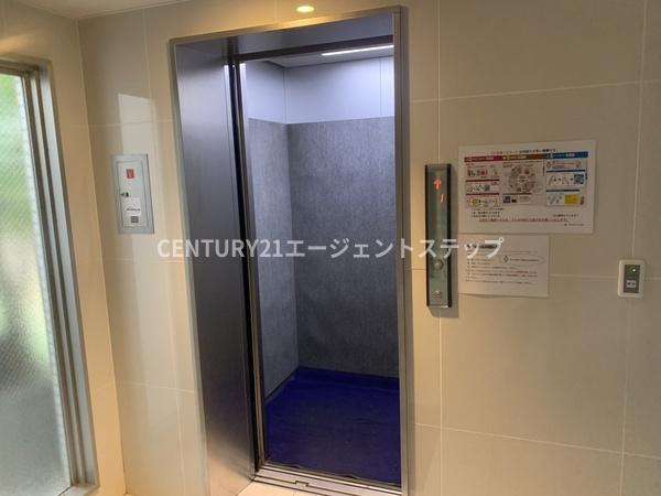 AlteMeisterAGORA　エントランス　