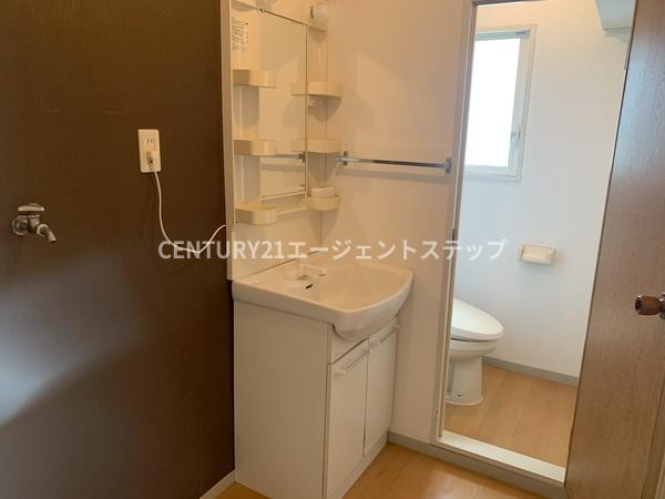 セジュール瀬戸長　玄関　