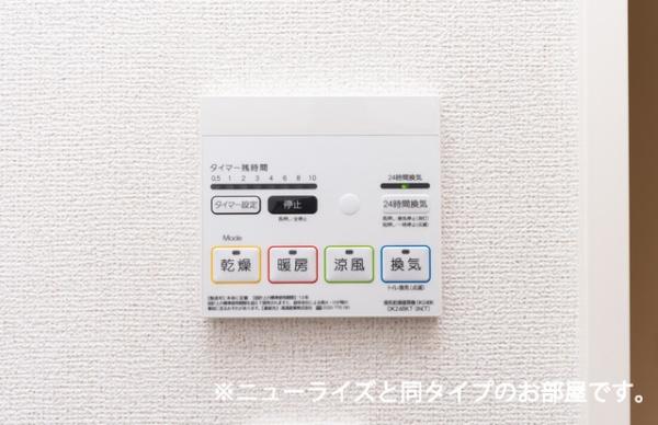　バス　
