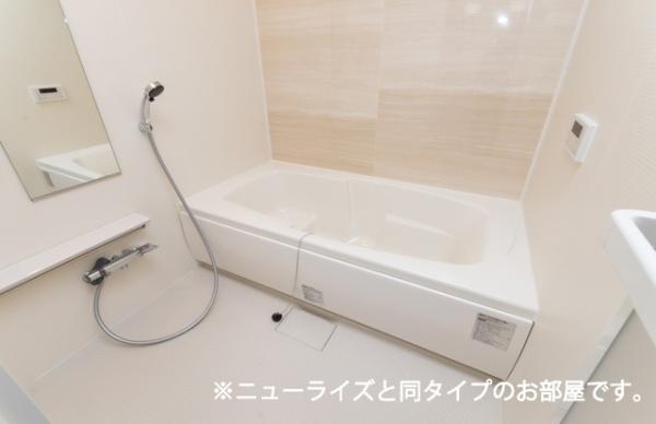 　バス　