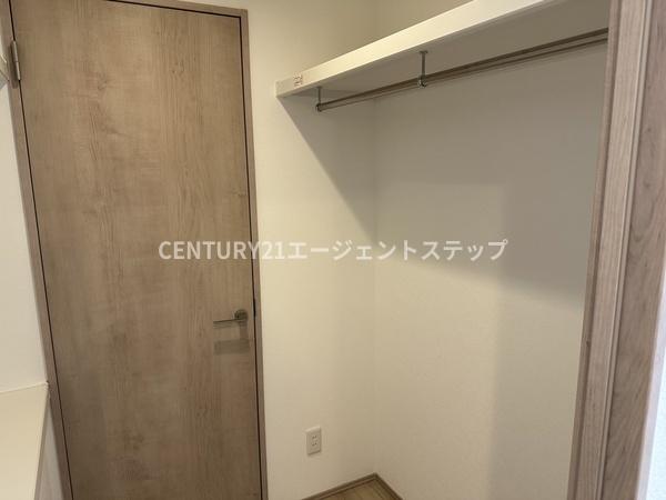 　収納　ウォークインクローゼット