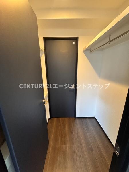　収納　ウォークインクローゼット