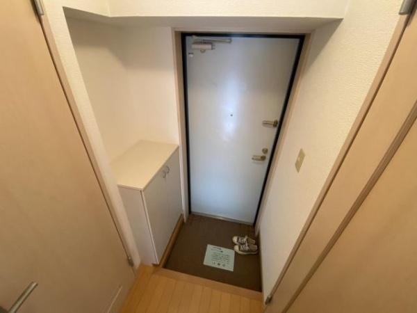 　玄関　