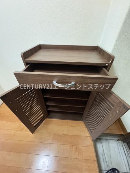 　収納　シューズボックス
