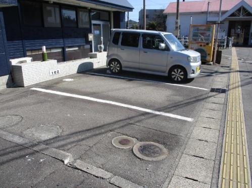　駐車場　