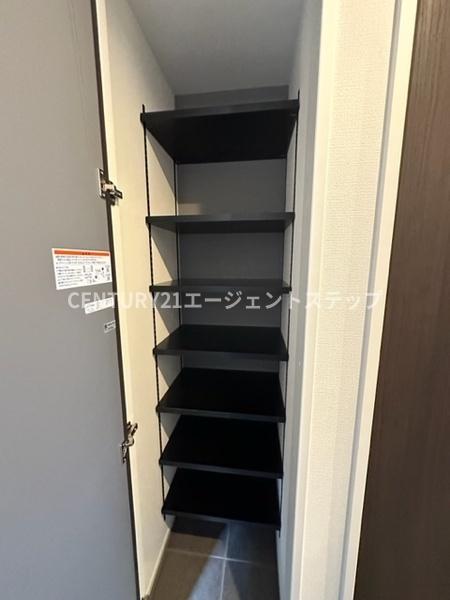 ラフィーナパレス宮崎東　収納　シューズボックス